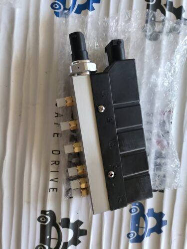 2203200258 Air Suspension Compressor Valve Block For Mercedes-Benz S Class W220 - Air Suspension Items For Passenger Cars ...